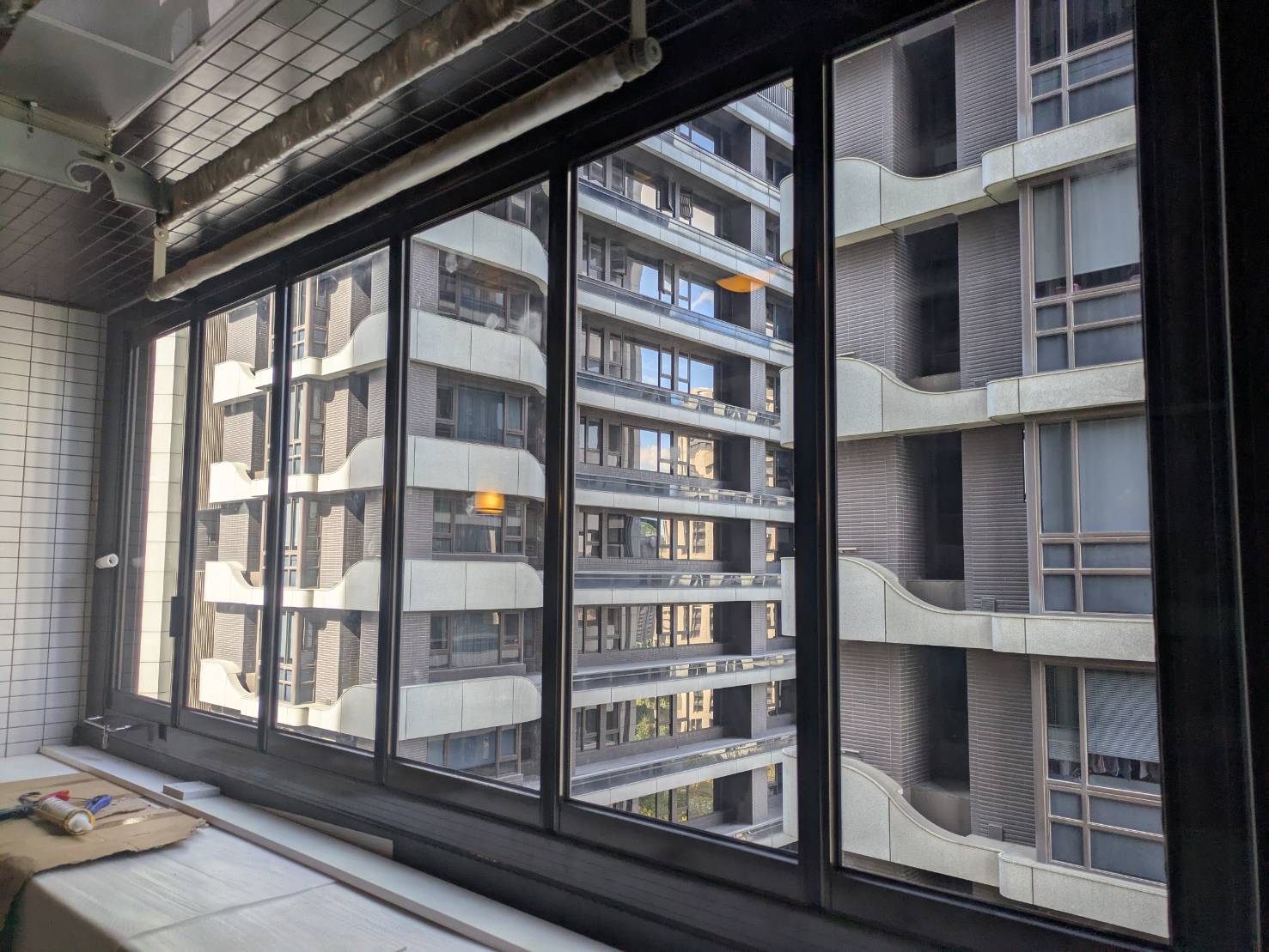 新莊中央路13樓6片開景陽台窗